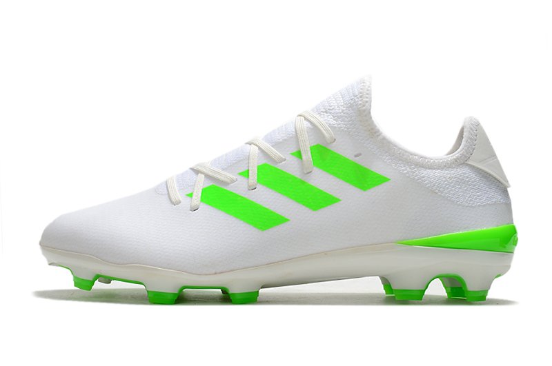 Chuteira campo nike e adidas 2025