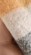 Ruana San Francisco lana bouclé con flecos - comprar online