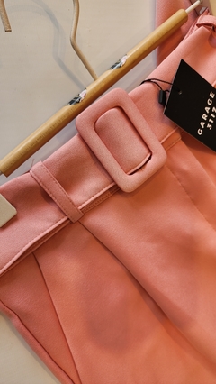 Pantalon alexandra con cinturón rosa - GARAGE 3117