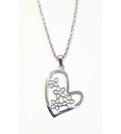 Collar Corazón con flores de Acero Quirúrgico 316L - comprar online