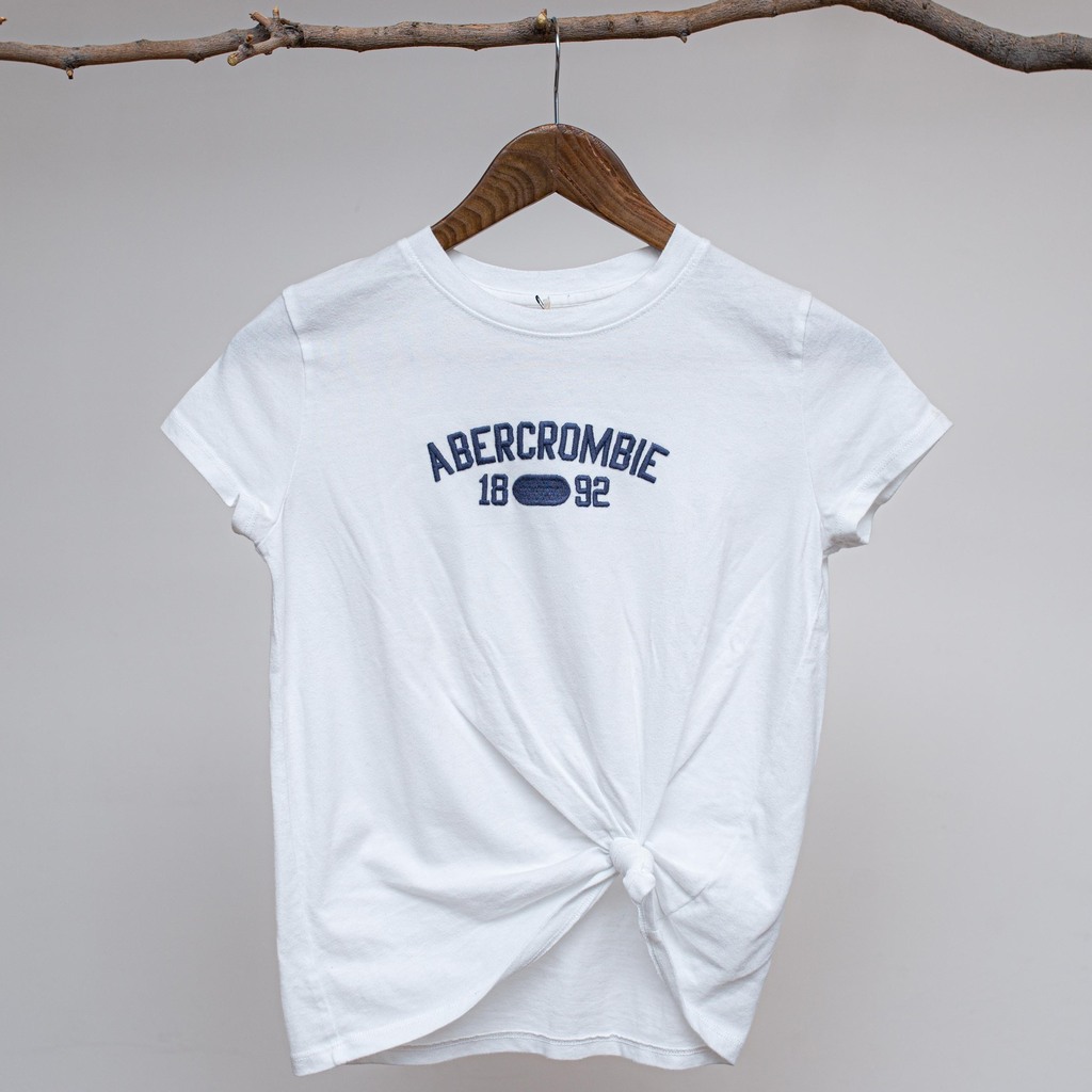 REMERA NINA ABERCROMBIE