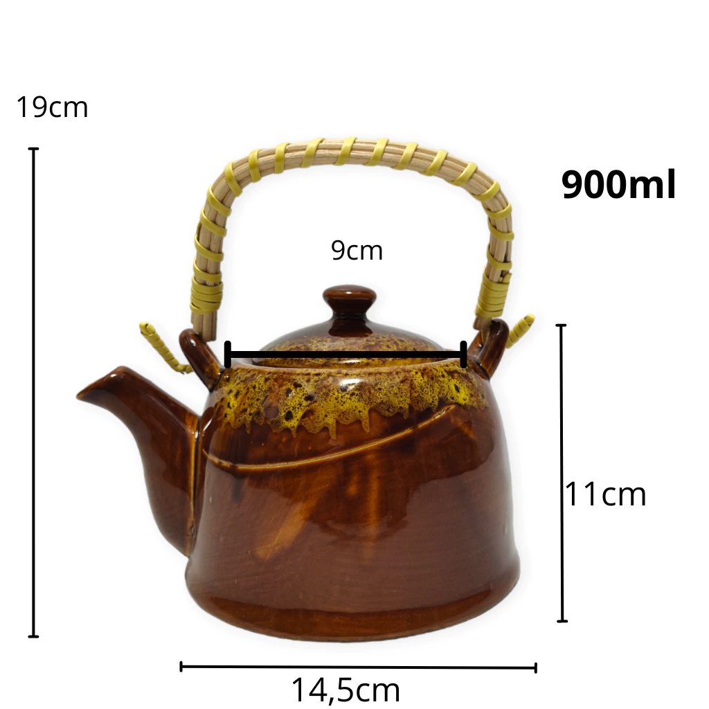 Tetera para té en hebras y cuencos chinos
