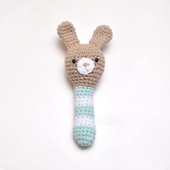 Sonajero palito conejo a crochet
