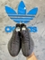 Adidas Yeezy Preto/ Chumbo na internet