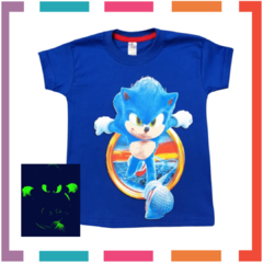 Remera SONIC que BRILLA en la oscuridad 100% algodón peinado premium