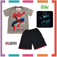 Pijama Verano HOMBRE ARAÑA Remera + Short estampa GLOW que BRILLA en la oscuridad 100% algodón peinado premium