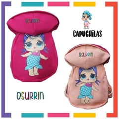 CAPUCHILAS - Mochilas tipo chaleco con capucha estampa personajes. en internet