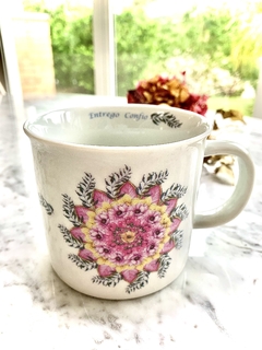 Maxi Caneca Mandala Floral Fly