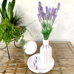 Vaso Plissado Lavanda + Flor - Silvia Augusta França