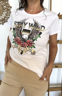 Remera Stay Wild - VERONA San Isidro — Shop your look —