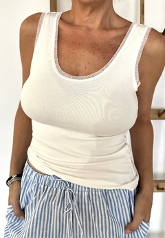 Musculosa Celia