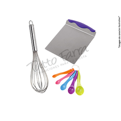 Set Bandeja Giratoria Espatula Manga Picos Cornet Batidor Tf - comprar online