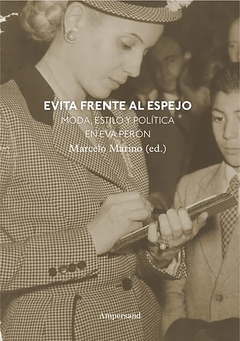 Evita frente al espejo