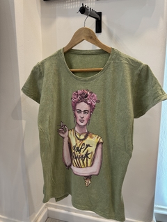 REMERA VERDE FRIDA