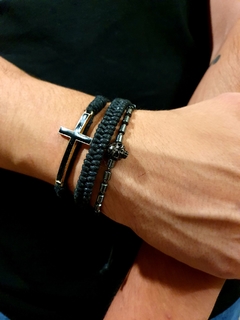 Pulsera Cruz Negra - comprar online