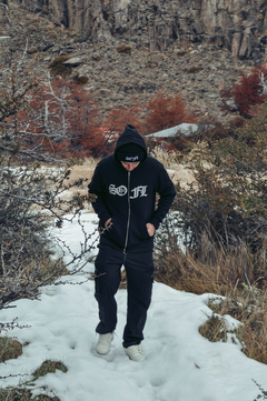 Glacial Zip Black Hoodie na internet