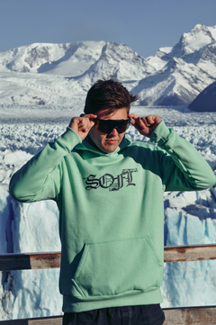 Santa Cruz Mint Glow Hoodie na internet