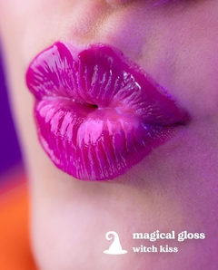 Gloss Magical Melu - By Ruby Rose na internet