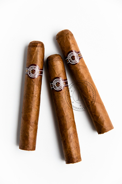 Habanos Montecristo x 3u - Edmundo - Cepo 52 - Fortaleza Media/Fuerte - Tiempo de Fumada 55 min - comprar online