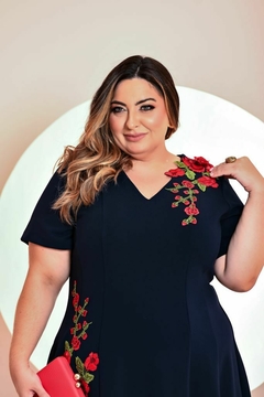 VESTIDO PLUS SIZE LAURIANE na internet