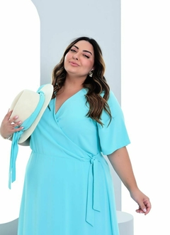 VESTIDO PLUS SIZE LUNA na internet