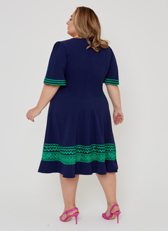 VESTIDO PLUS SIZE MARIÂNGELA na internet