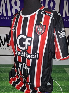 Camiseta de Chacarita 2024.tit.