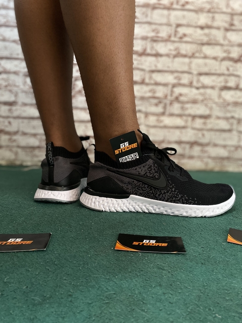 NIKE EPIC REACT FLYKNIT 2 PRETO