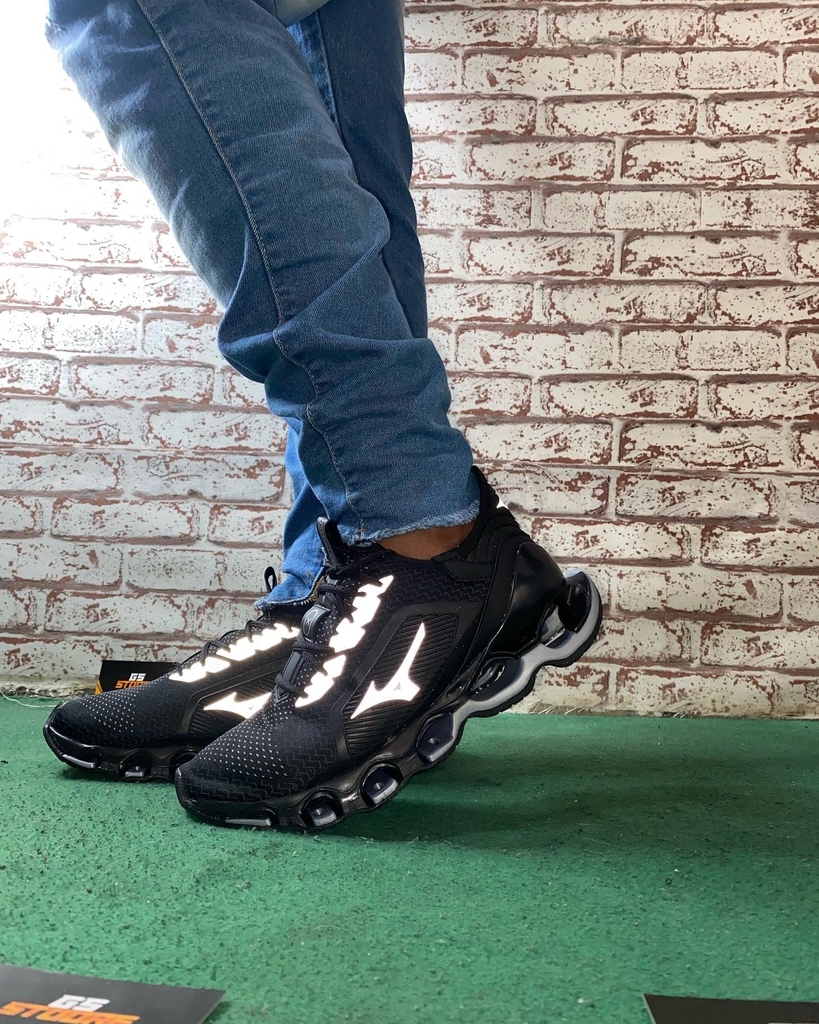 MIZUNO WAVE PROPHECY WK NACIONAL PRETO REFLETIVO