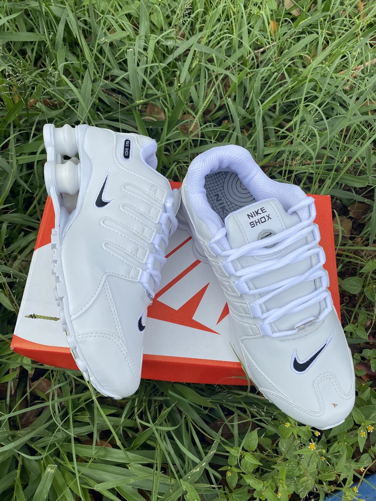 Where can i sales buy nike shox