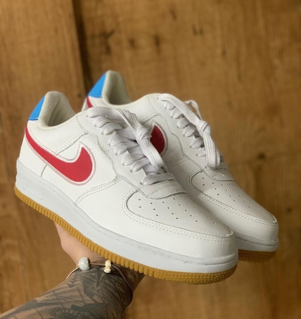 Air force 1 branco e vermelho on sale