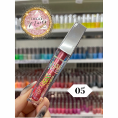 Labial/ lip gloss con brillo #05