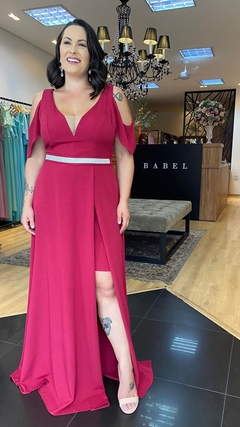 Imagem do Vestido em Crepe Liz Marsala Plus C/ Cinto Strass