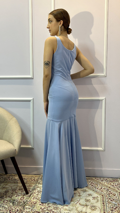 Vestido em Crepe Emilly Azul Serenity - comprar online