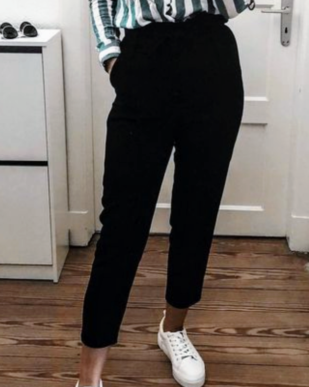 Pantalon Recto Fibrana Negro con Bolsillos Cod. 215