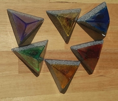 Orgonita Pirámide Tetraédrica Chica - comprar online