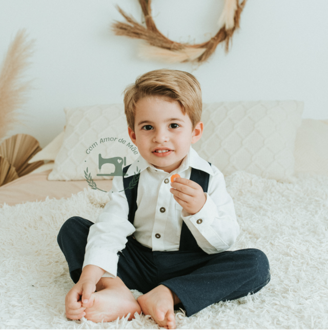 Calça com suspensorio infantil azul marinho