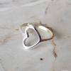 Anillo Corazón en Acero Blanco