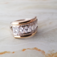 Anillo en Plata y Oro con Cúbic baguette blanco