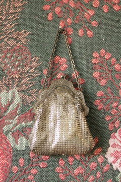 Pequena bolsa de metal anos 40/50