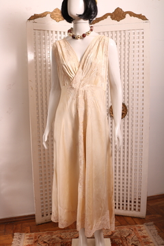 Slip dress anos 50 de seda bordada P/M