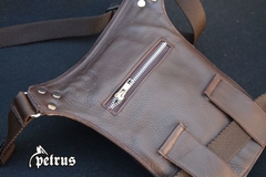 Muslera de Cuero genuino Marron - Petrus Leather Garage