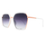 O Óculos de Sol Celeste Branco possui um design moderno, em estilo hexagonal, com detalhes em volta da lente em acetato na cor branca, armação em metal rose e lentes degrade na cor roxo.