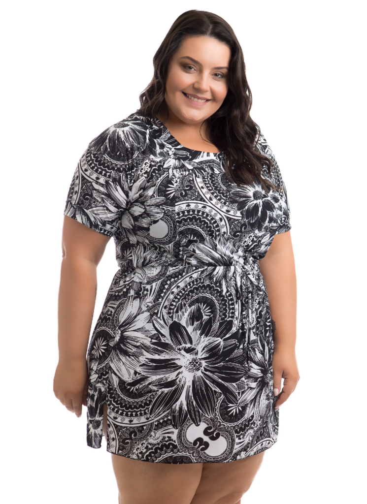 Vestido de Praia Plus Size Floral Preto e Branco