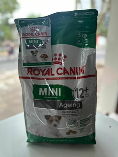 COMBO: Royal Canin Mini adulto +12 + 1 pouch de regalo