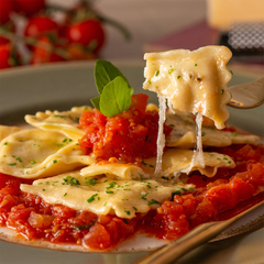 Ravioli de búfala com tartar de tomates frescos - comprar online