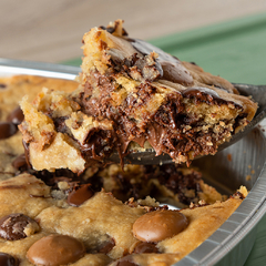 Maxi cookies com gotas de chocolate