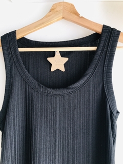 Musculosa Job (negra) - tienda online