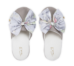 Chinelo Laço Grande Floral Cinza na internet