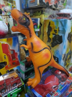 Dinosaurio de goma grande